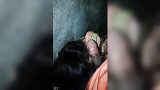 Sadiwali Bihari aunty sucks fat cock
 Indian Video