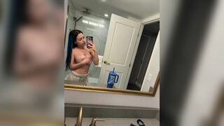 Sofiiiagomez Nude Tits Covering Handbra Selfie Ppv Leak