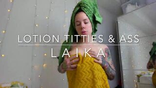 Ihatelaika Nude Teasing With Lotion in Her Big Tits And Ass