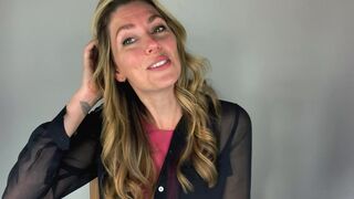 Diora Baird Shows her Big Nipples and Tits Onlyfans Video