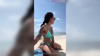 Kiki Cash Nude Tease On The Beach Leaked Onlyfans Video