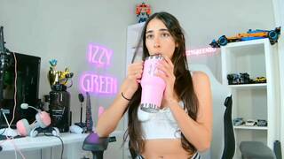 Izzy Green Clean Pussy Dildo Fuck Leaked Live Stream Video