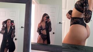 Mika Lafuente Shows off in New Lingerie Onlyfans Leak