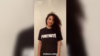 Vavito7591 HUGE Tits Gamer Girl Tiktok Leaked