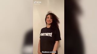 Vavito7591 HUGE Tits Gamer Girl Tiktok Leaked