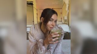 Rachel Cook Nude Coffee Drinking Video Leaked