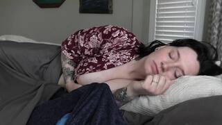 Bettie Bondage Mom Playing with Son’s Morning Wood Porn Video