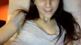 Outrageousone Cute Cam Girl Playing Naughty Cunt Live Stream Video