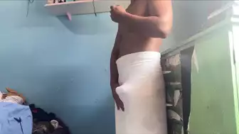 Melzinha Sanchez maid comes to work without panties and ends up having her vagina banged