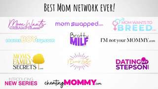 Rachael Cavalli Jerking Off Using Stepmoms Shampoo Leak