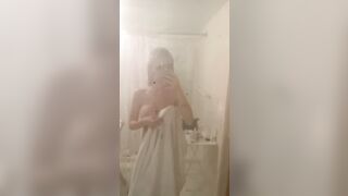 Kaylen Ward Shower Nude Video Leaked