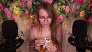 Soph Stardust ASMR Patreon Scratching Video