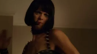 Sexy Lyndsy Fonseca hot – The Escort (2015)