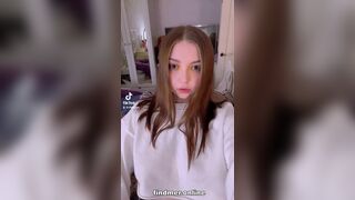 Elise Jays Naked Young Big Titties On Bed Tiktok Leaked