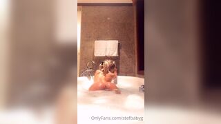 Stefanie Gurzanski Naked Bathtub Video Tape Leaked