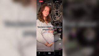 Would You Cream Pie A Pregnant Mommy [Reddit Video]