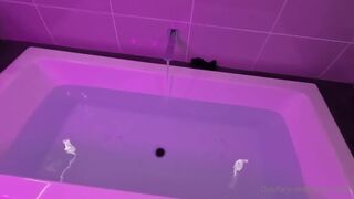 ASMR Network Bathtub Masturbation