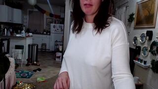 Laragraceryan Milf Flashing Her Boobs On Twitch Video Tape