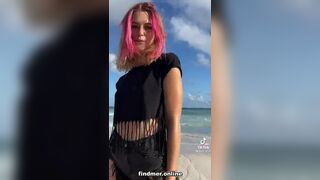 Foxy Reid Cute Young Friends Sexy Tiktok Leaked