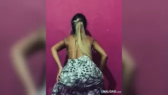 Neymar's Sister Teasing in a Dress on Cam