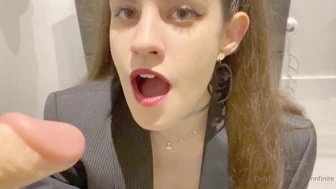 QuinnFinite Teases Her Big Natural Tits in Epic Cam Show Video