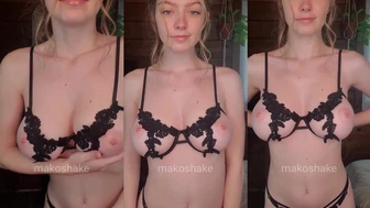 Carmen Rae Teases Her Massive Tits in Leaked OnlyFans Video