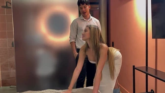 Busty Real Estate Agent Convincing Her Client to Buy by Giving Him a Good Cock Blowjob