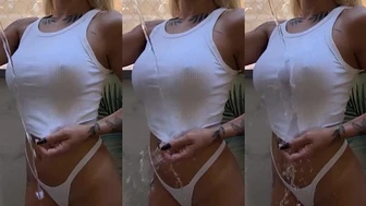Ixmdxniela Teases Her Perfect Tits in Leaked Onlyfans Video