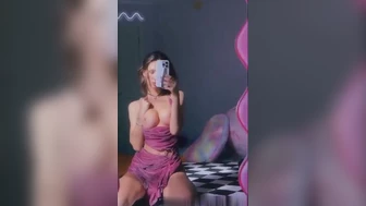 Rachel Cook Teases On Camera In Leaked Solo Fuck Video