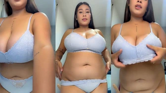 curvygirl