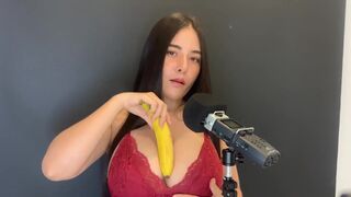 ASMR Wan Banana Blowjob Leaked Video