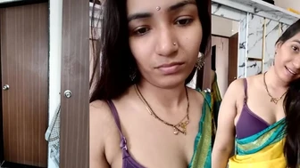 Perfect Desi Girl In Saree Show