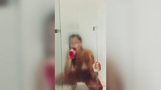 Oakley Rae (Oakleyraeee) Amazing Shower Naked Onlyfans Tape