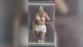 Demirose Gorgeous Wearing Her Tight Shorts Onlyfans Leaked Video