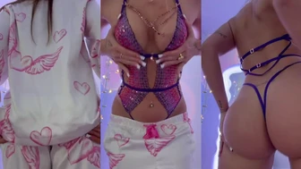 Piper Rockelle Teases In A Glowing Rave Bodysuit