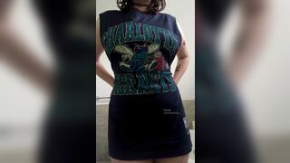 My Husband Bought A Fresh Shirt And I Immediately Saw The Side Boob Potential In It [Reddit Video]