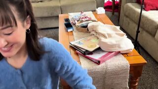 Jules Ari Gives Oral Then Rides Cock In Crop Top