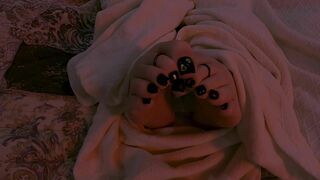 My Feet
[Reddit Video]