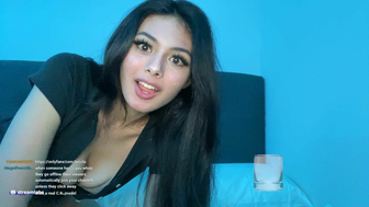 Just Chatting Streamer Teasing Small Nipples Lingerie