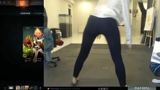 Dota 2 Streamer Bends Over Yoga Pose Boob Flash Upblouse