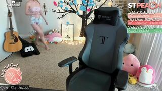 Hot STPeach Wearing Booty Shorts On Twitch Stream