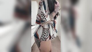 My sweet 25 y/o body for you ^^
[Reddit Video]