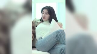 TWICE – Jihyo
[Reddit Video]