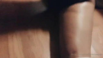 Sexy Ashley Niccole naked hot tape