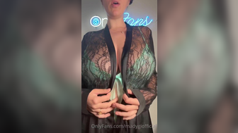 Madygiofficial Rubs Dildo On Her Boobs Onlyfans Leaked Video