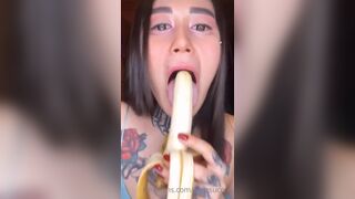 Yoursuccub Nude Banana Sucking Leaked Video