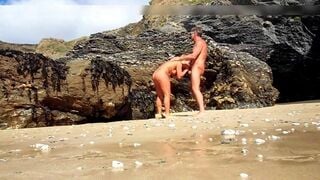 Mature older couple have porno on public beach