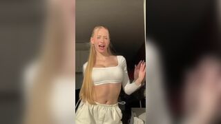 Sophia Diamond Amazing Tiktok Bikini BA Snapchat Photos And Tape