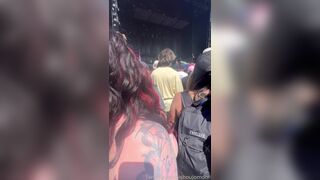 Bishoujomom Big Booty Twerk And Dance In A Public Festival Onlyfans Leaked Tape