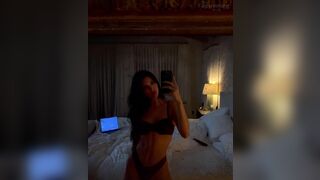 Gorgeous HD Kendall Jenner Amazing U0026 Topless 5 Pics  Tape